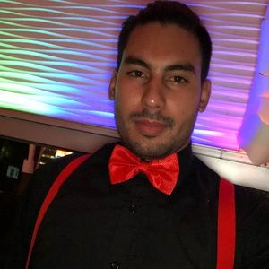 Meet your Posher, Aaron